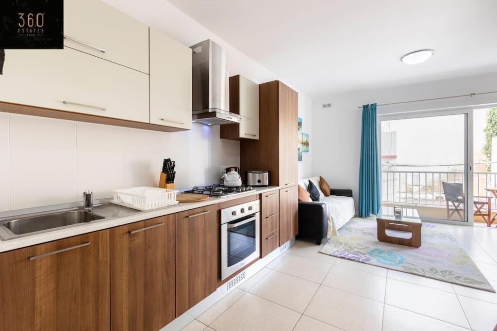 Beautiful, Top Notch 1 Bedroom Apt Just Off The Coast By 360 Estates Сент-Полс-Бей Экстерьер фото