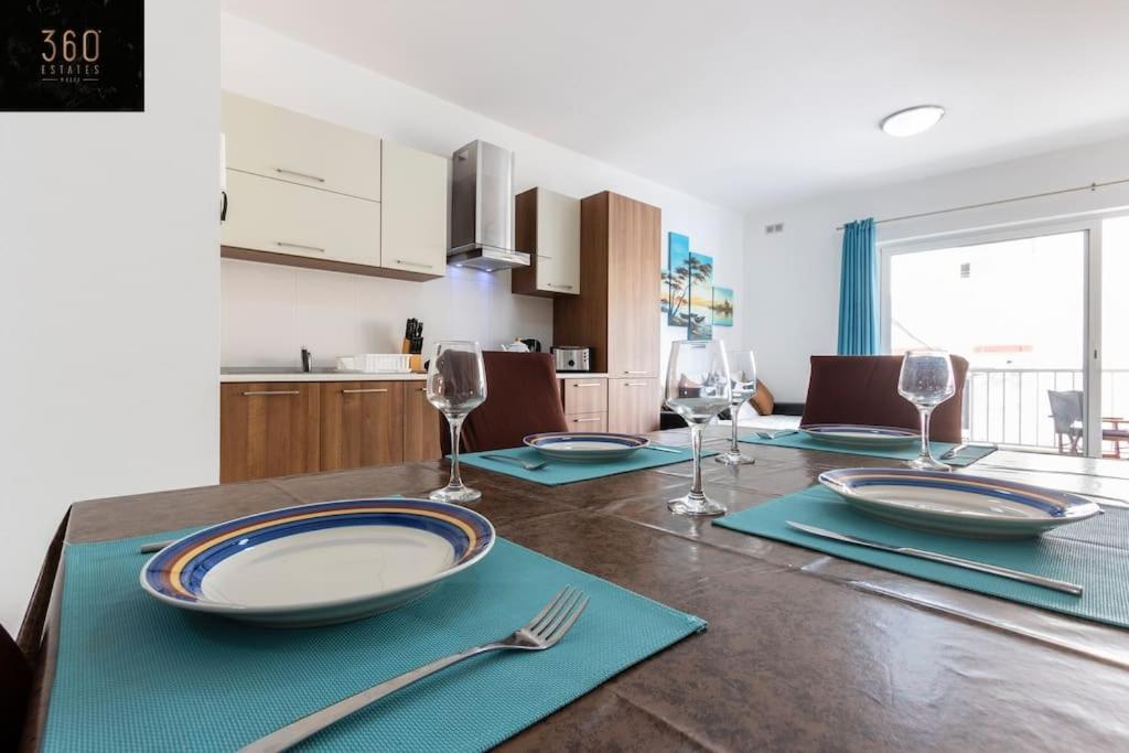 Beautiful, Top Notch 1 Bedroom Apt Just Off The Coast By 360 Estates Сент-Полс-Бей Экстерьер фото